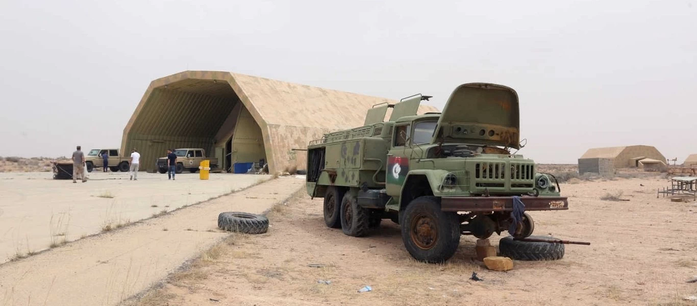 Λιβύη: Απειλεί με αντίποινα για την επίθεση σε τουρκικούς στόχους